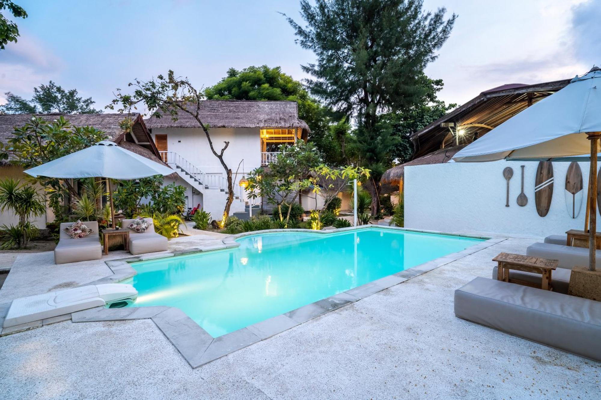Mowies On The Beach Gili Air Exterior photo